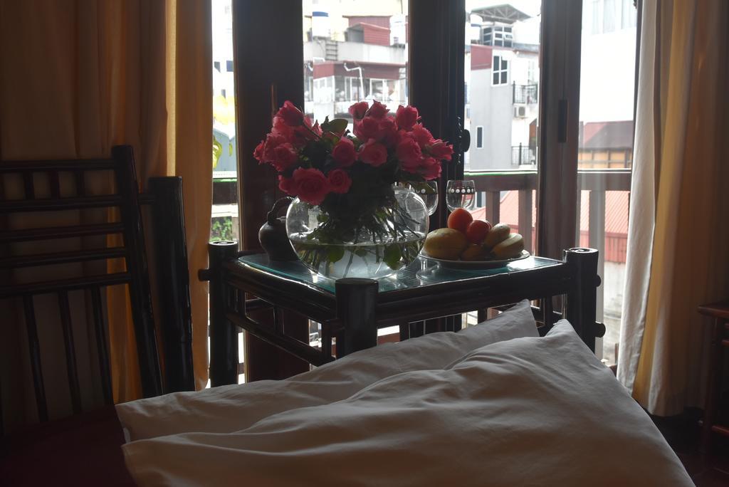 Hotel Garden Queen Ханой Екстериор снимка