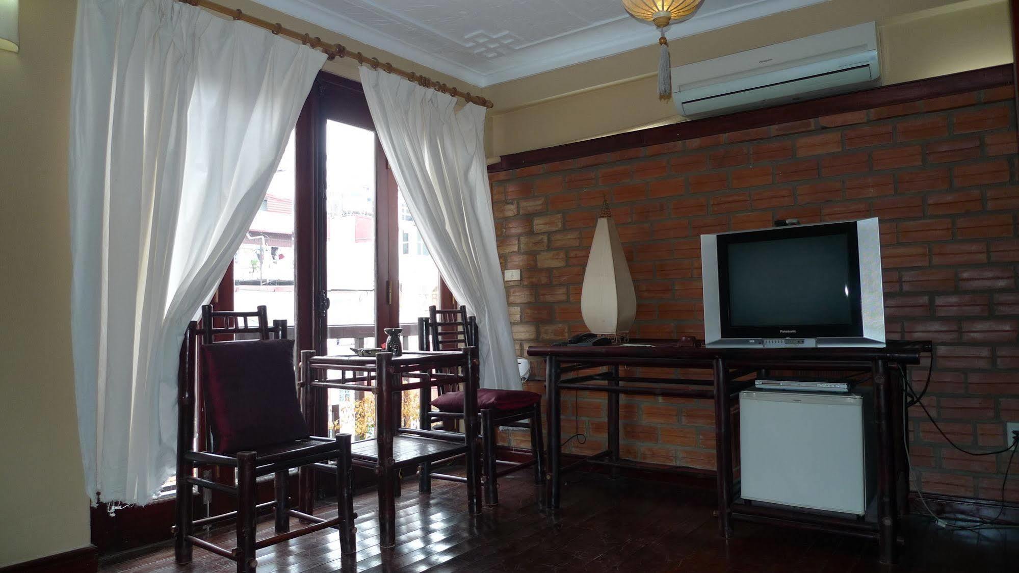 Hotel Garden Queen Ханой Екстериор снимка