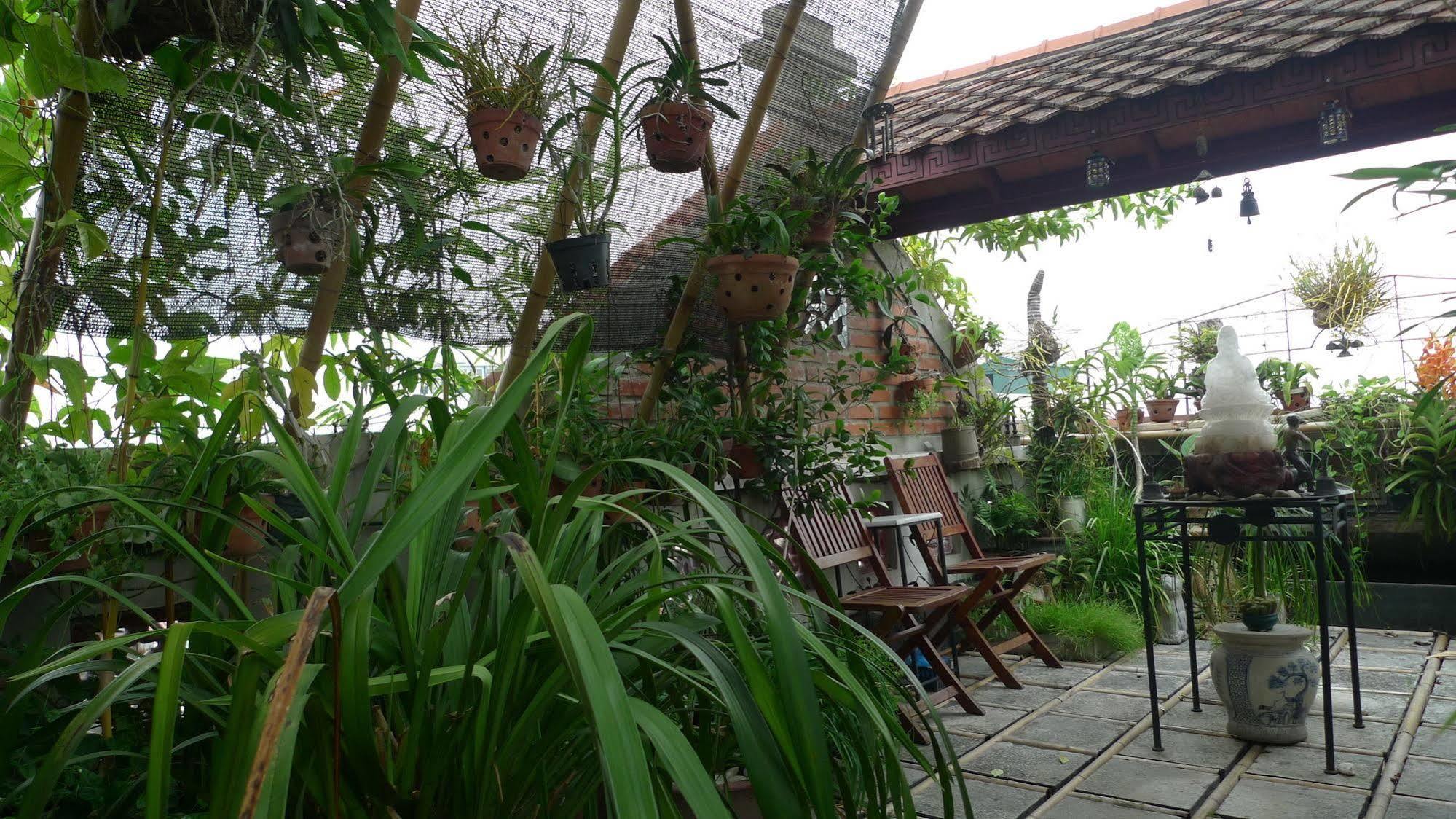Hotel Garden Queen Ханой Екстериор снимка