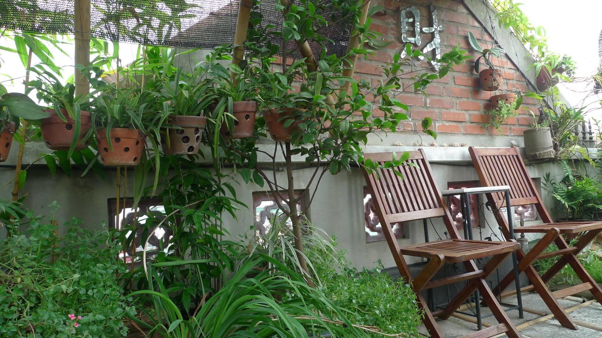 Hotel Garden Queen Ханой Екстериор снимка